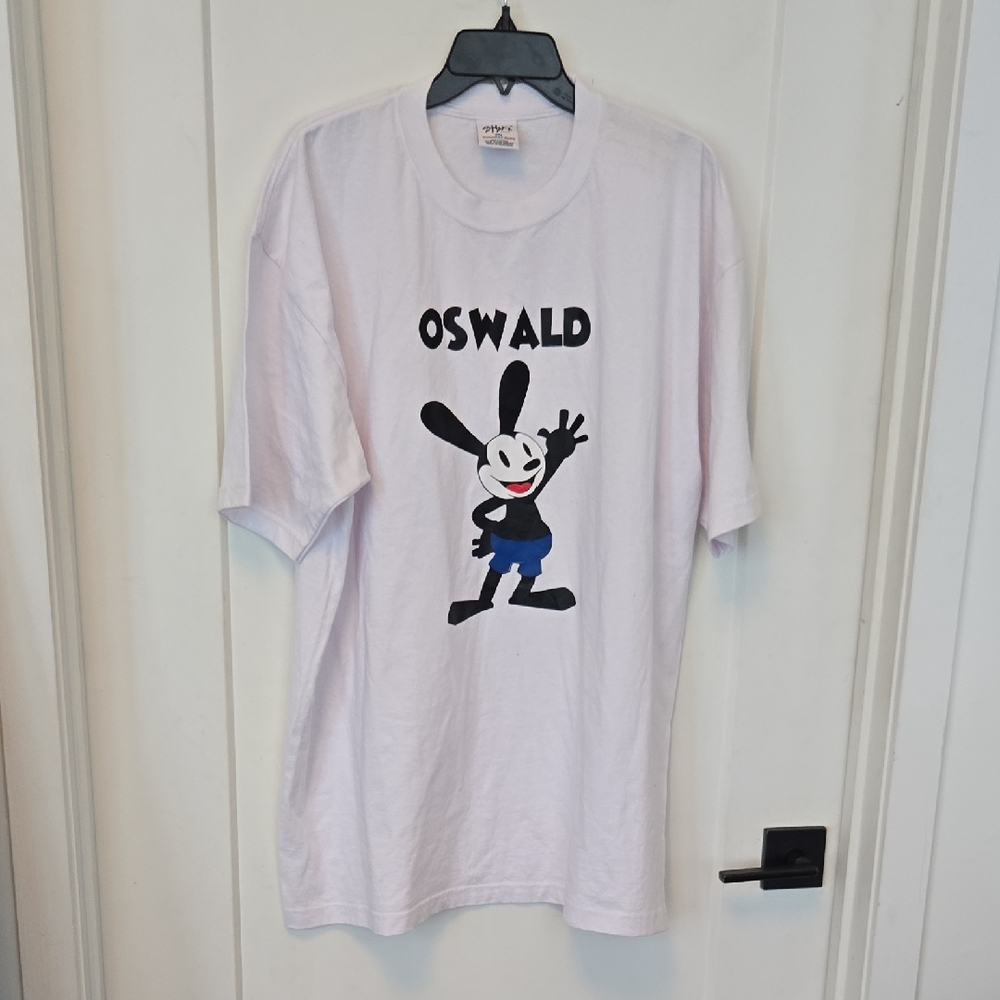 Oswald White T-Shirt